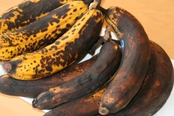 Cómo evitar que se pongan negros los plátanos